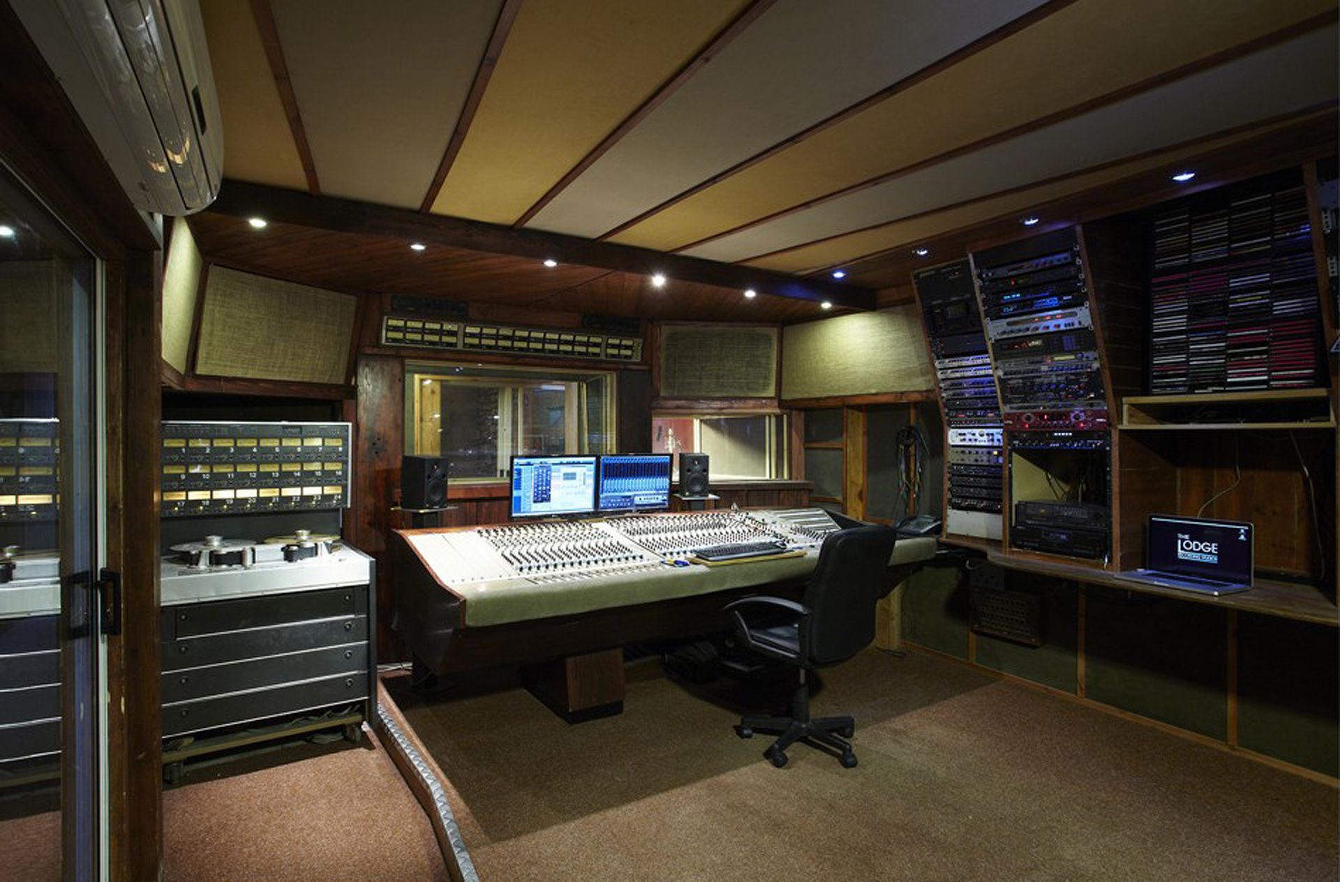 Acoustic Baffles in control room